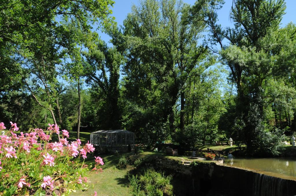 Hostellerie Restaurant Les Gorges De L'Aveyron Bruniquel Екстер'єр фото